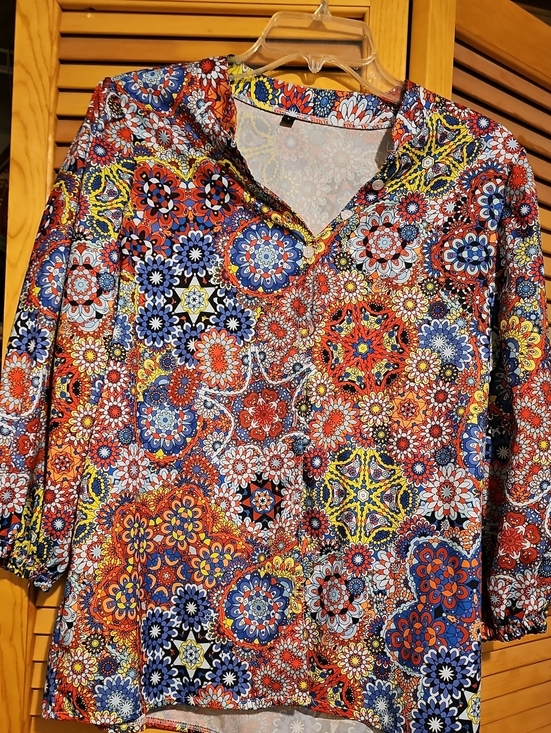 Source Unknown Tops - Source Unknown Multicolor Floral Medallion Print Blouse